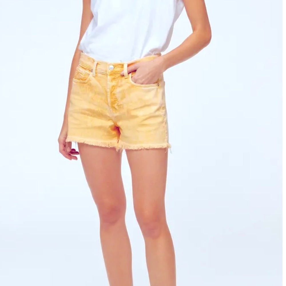 7 FOR ALL MANKIND MONROE JEAN SHORTS BUTTON FLY SIZE 24 MINERAL MARIGOLD!